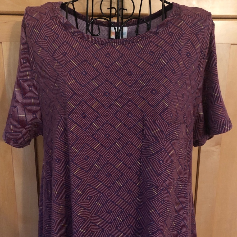 Lularoe Carly Dress with high-low hem size Small